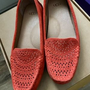 Ugg flats